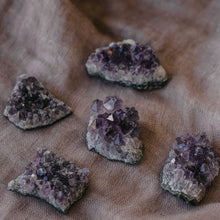 Load image into Gallery viewer, Amethyst Cluster Small