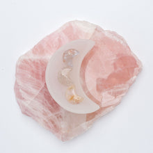 Load image into Gallery viewer, Selenite Crescent Bowl