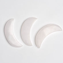 Load image into Gallery viewer, Mangano Calcite Crescent Moon